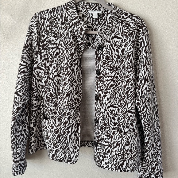 Charter Club Jackets & Blazers - Charter Club Brown and White Zebra Patterned Blazer. Size XL